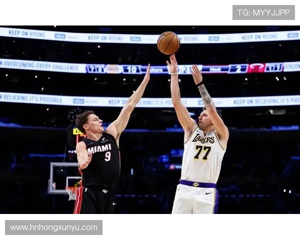 八村塁快攻暴扣阿夫迪亚上篮强势回应精彩对决